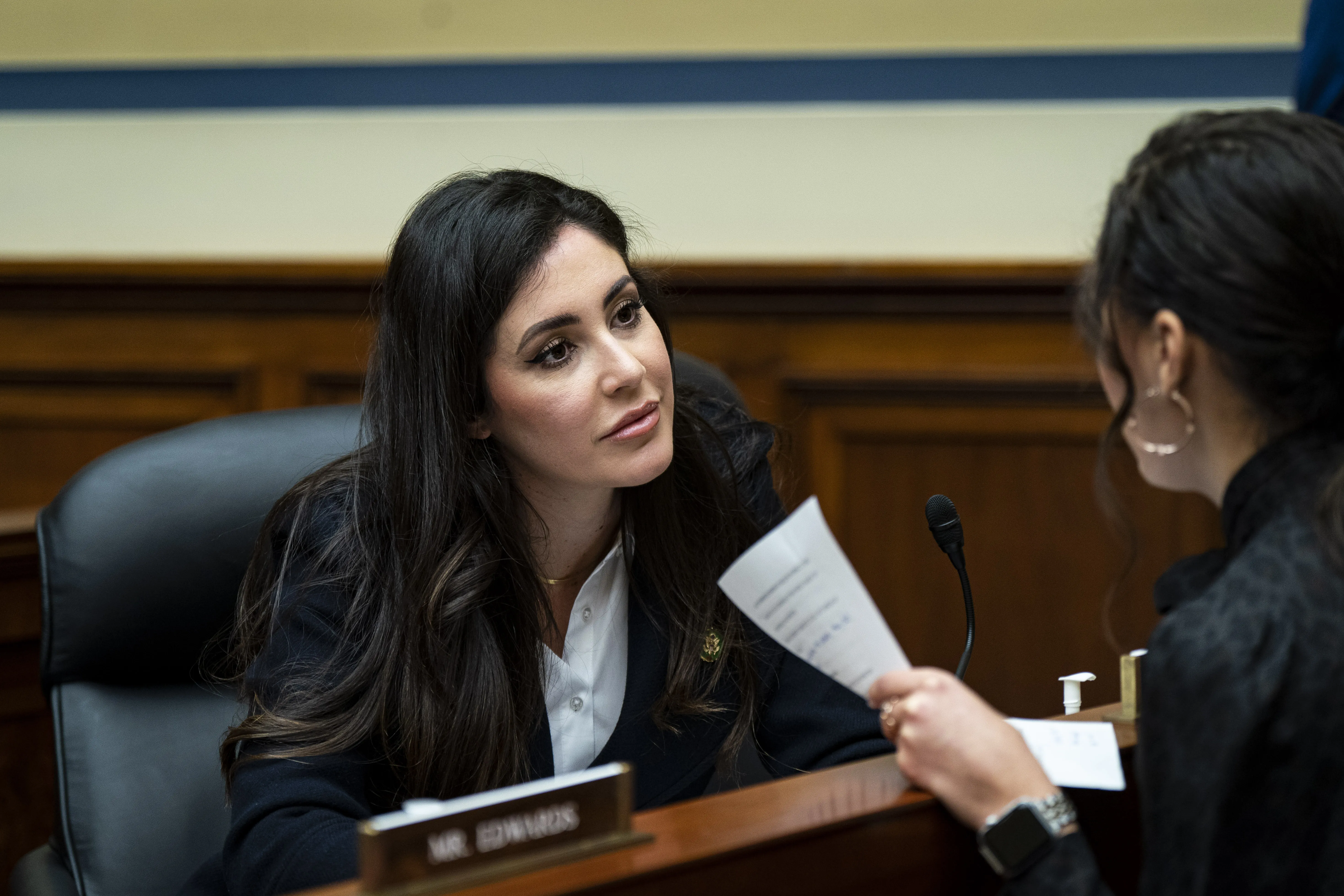 AOC and GOP's Anna Paulina Luna Team Up on Rare Bipartisan Bill to Cap Credit Card Interest at 10%