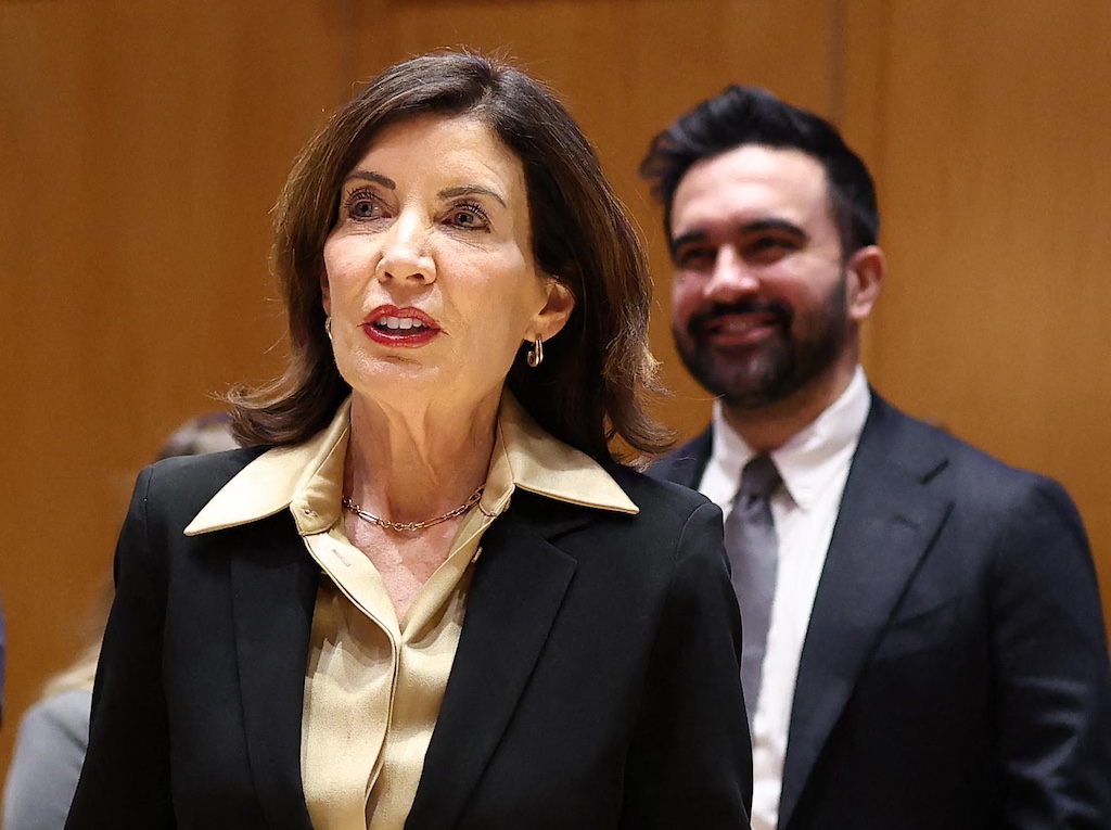 Mayor meets with union leaders on worker protections