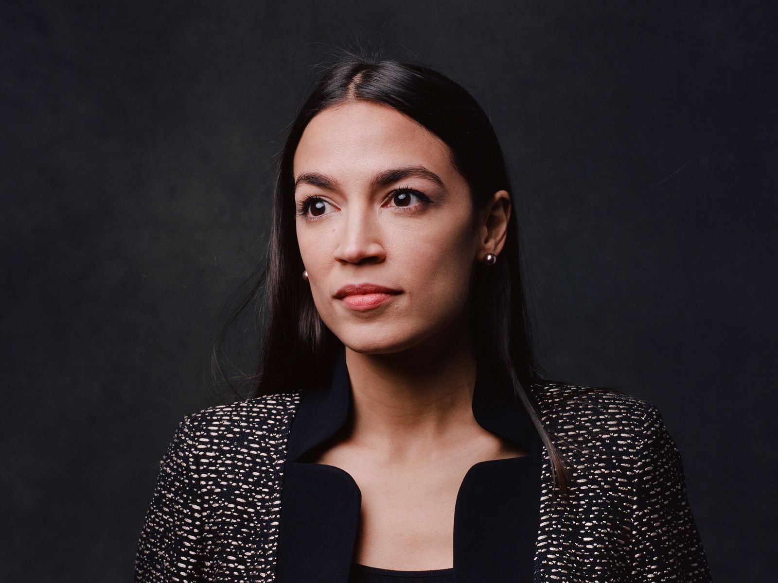 AOC Expands Democratic Role as Presidential Whispers Grow Louder