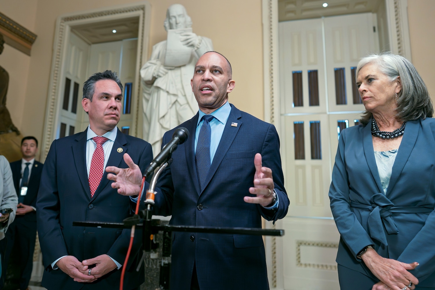 Hakeem Jeffries Draws Line in the Sand: "No DHS Funding Without an Explicit Ban on Deporting American Citizens"