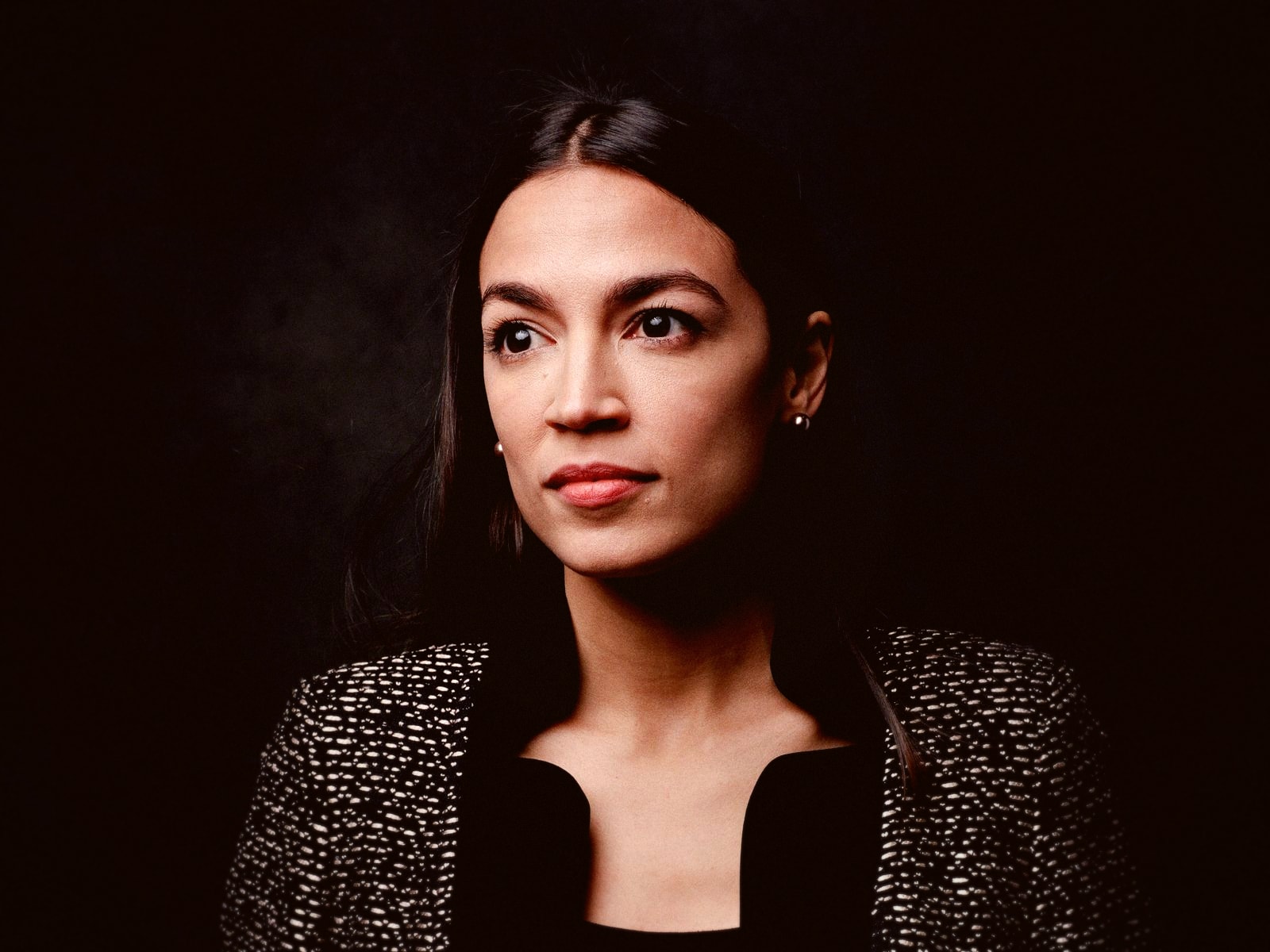 AOC Expands Democratic Role as Presidential Whispers Grow Louder