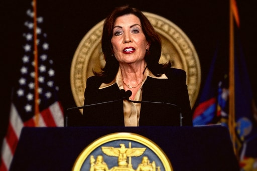 Hochul Signs Groundbreaking AI Disclosure Laws for News and Ads