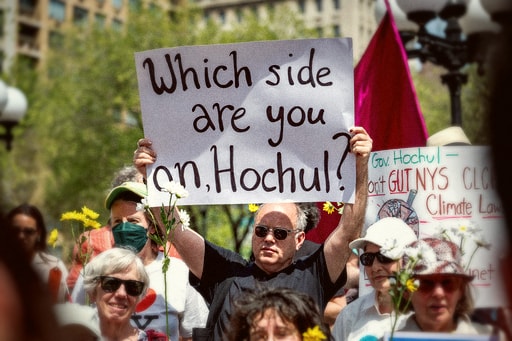 Hochul Rolls Back NY Climate Law Amid Budget Deal