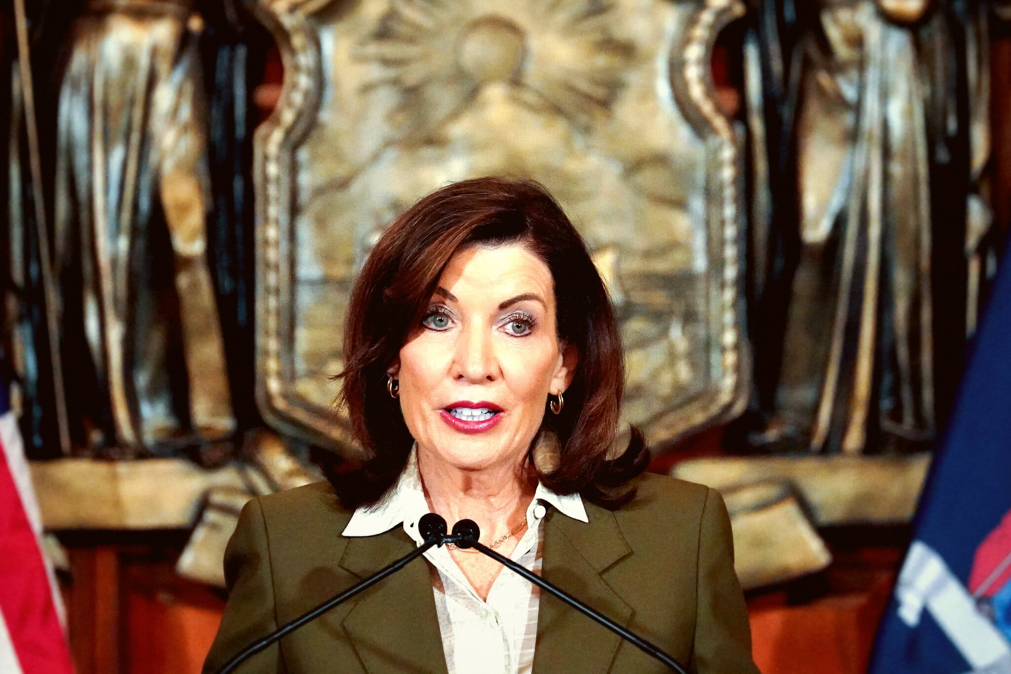 Hochul Proposes Eliminating New York State Taxes on Tips
