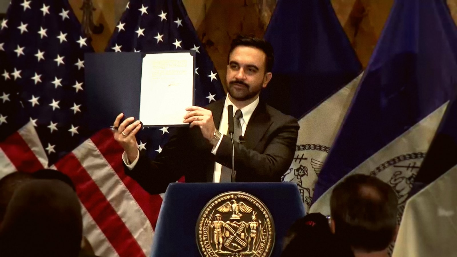 Mayor Mamdani Strengthens NYC Sanctuary Laws Amid Immigration Debate