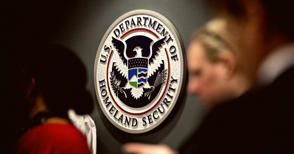 Schumer Threatens to Block Funding Package Over Homeland Security Money