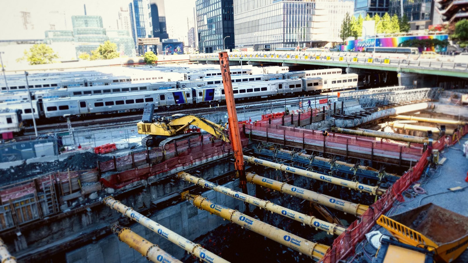 Gateway Tunnel "Days from Halting" as Trump Withholds $12 Billion in Promised Funding — 1,000 Jobs at Stake