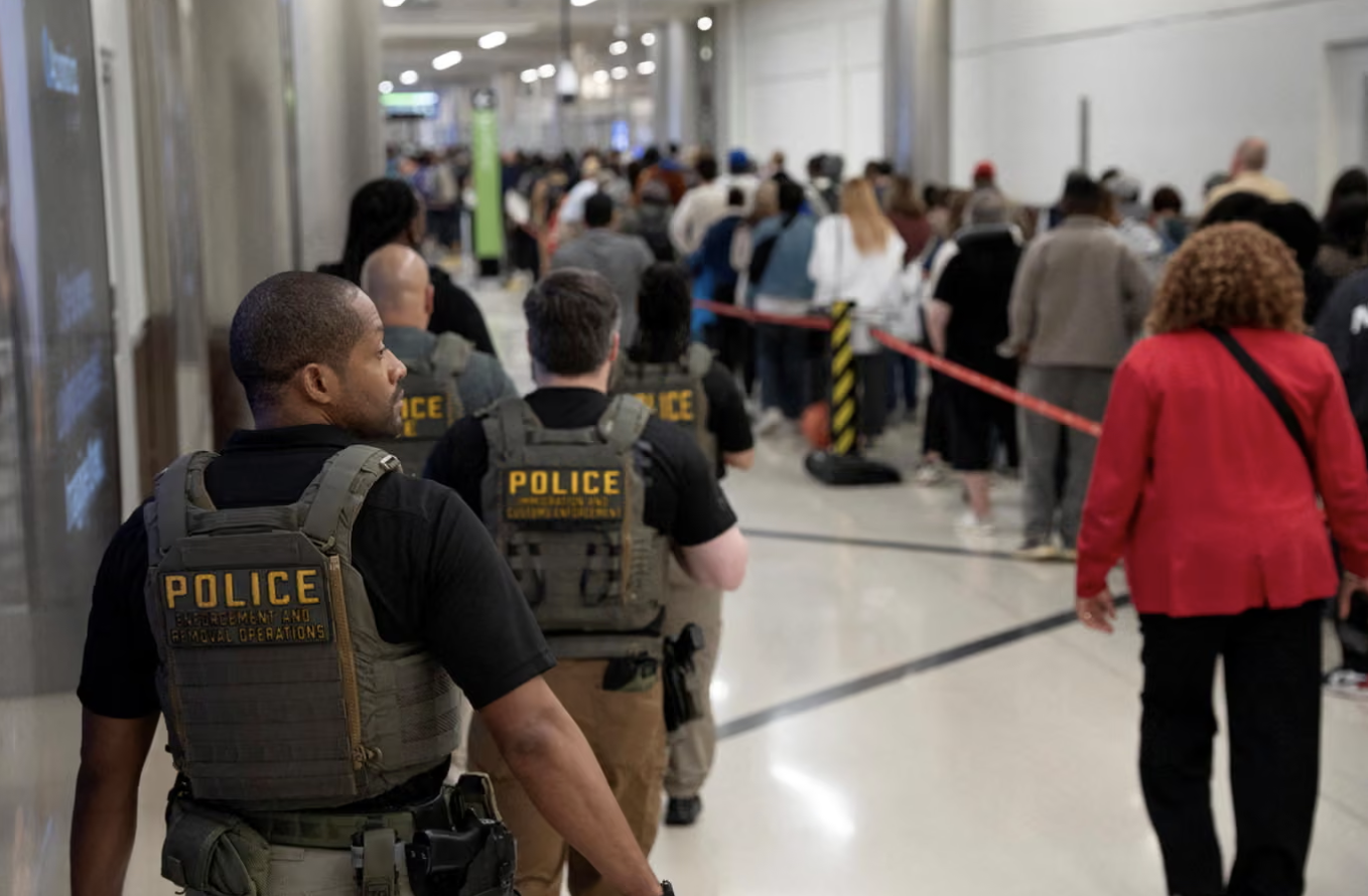 Trump Defends ICE Airport Deployment Amid Government Shutdown