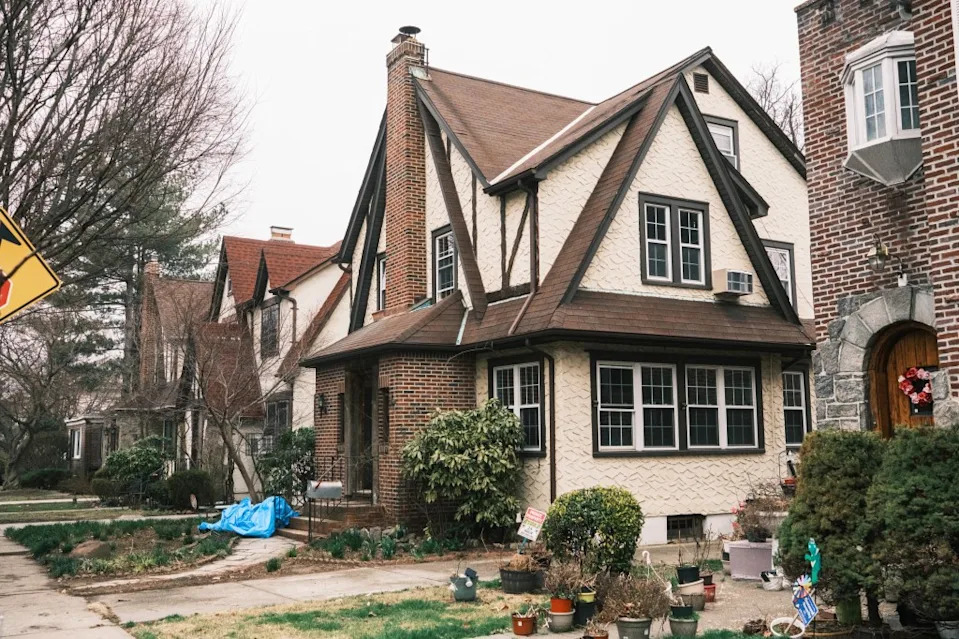 Trump Reflects on Queens Childhood During Rambling Press Briefing